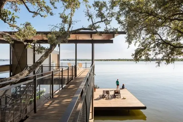 modernist lake retreat texas  -