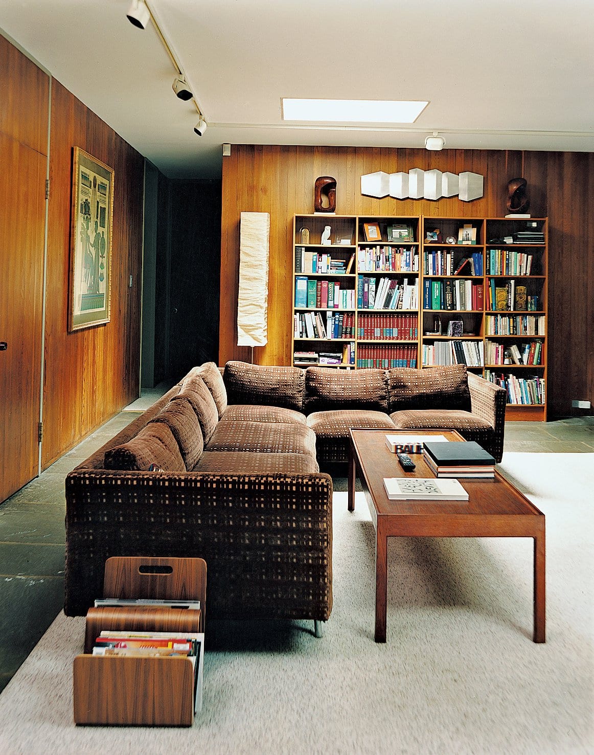 Marcel Breuer’s Hooper House II Effortlessly Connects Inside and