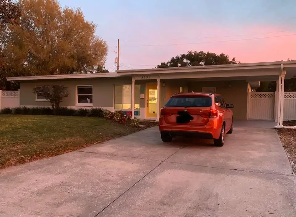 Midcentury house exterior color