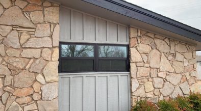 Midcentury house facade color