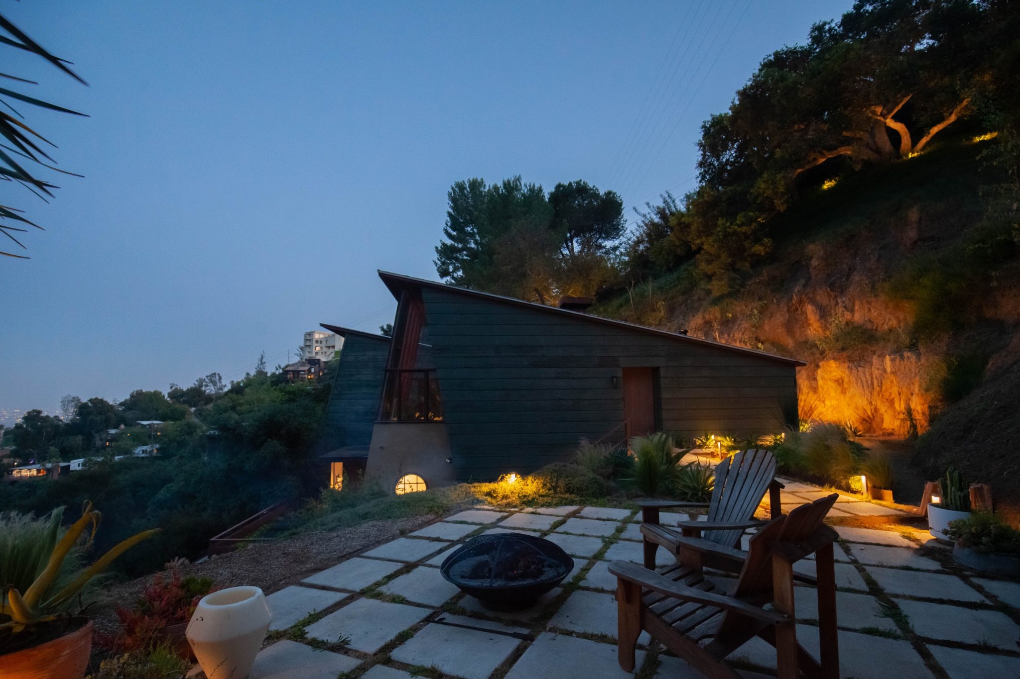 Legendary architect A. Quincy Jones’ home in Laurel Canyon a real