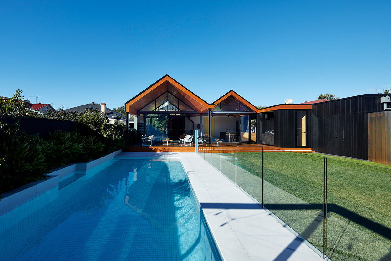 Timber home in Adelaide - pool