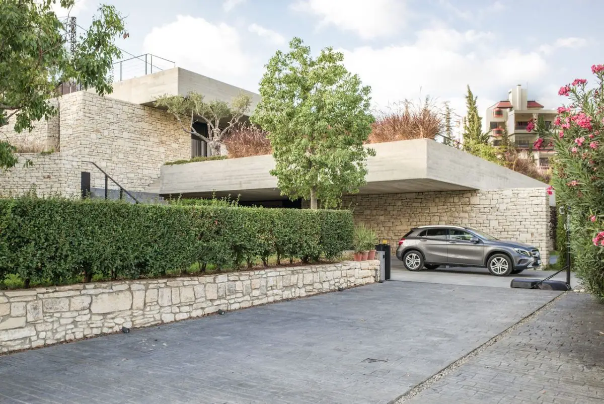 This Modernist Lebanese House Showcases a Sleek Architecture Mid Century Home