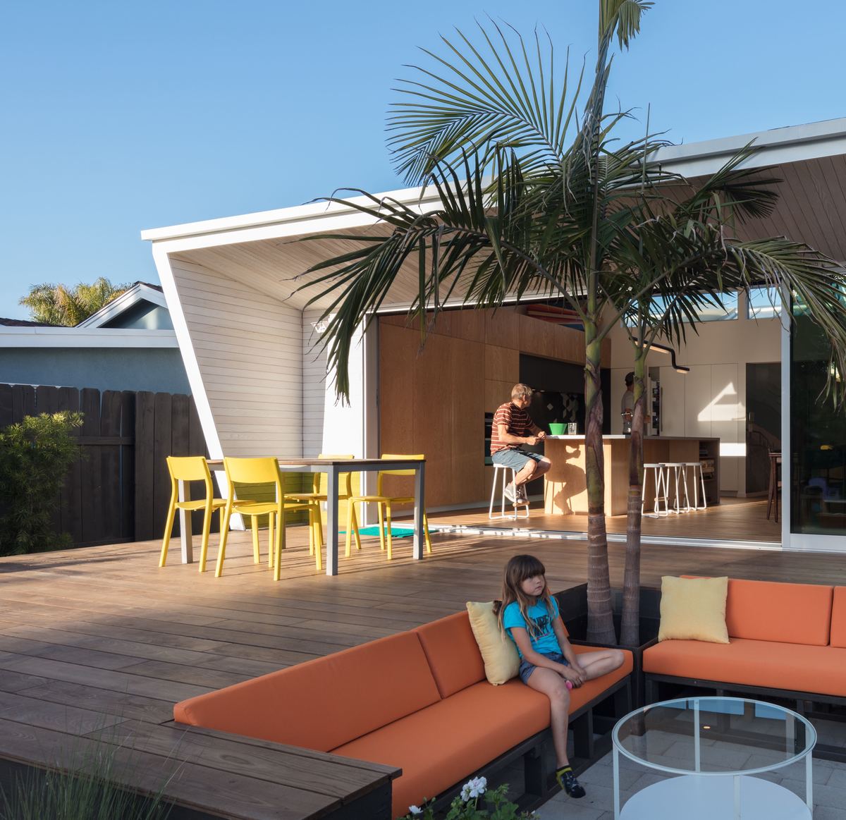 An Iconic Midcentury Beach House Undergoes Modern Treatment Mid
