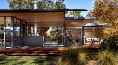 Torrense Park midcentury glass house