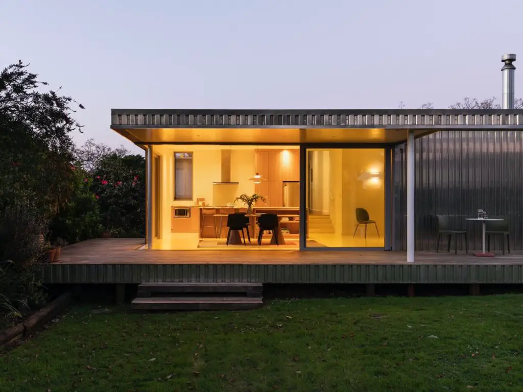 Yolk House