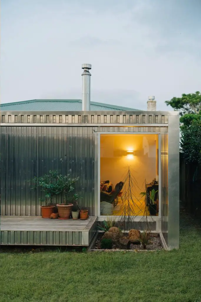 Yolk House