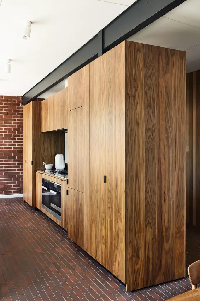 Frankston MCM - kitchen
