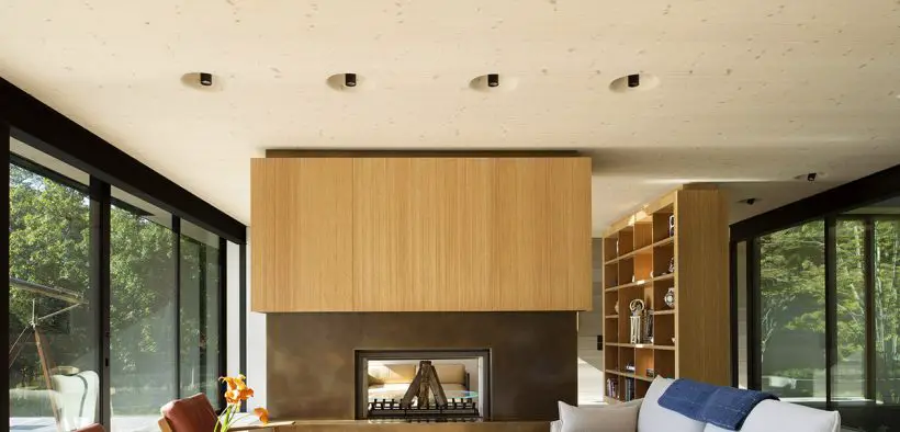 Georgica Close - Modernist home