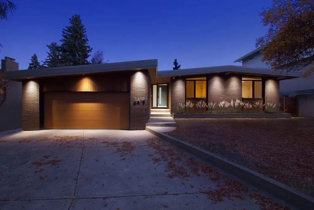 Charleswood Midcentury