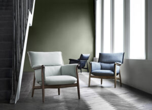 Embrace Lounge Chair - Carl Hansen - EOOS