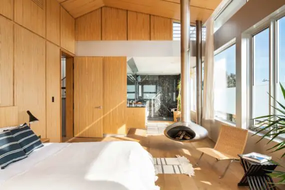 Sustainable midcentury home -