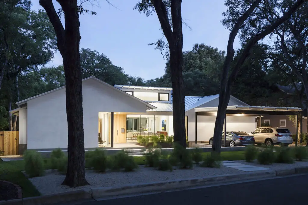 Simple modern home texas