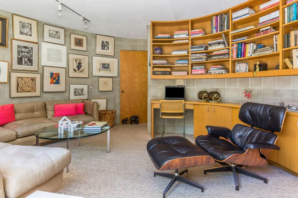 Torf House
