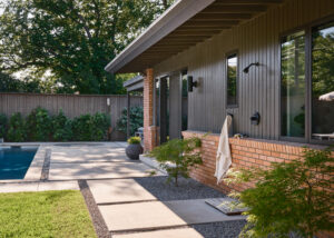 MIDWAY HILLS HOUSE