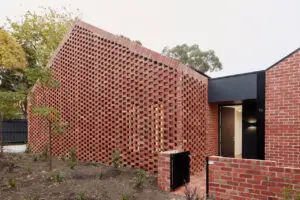 Modern brick house - backyard
