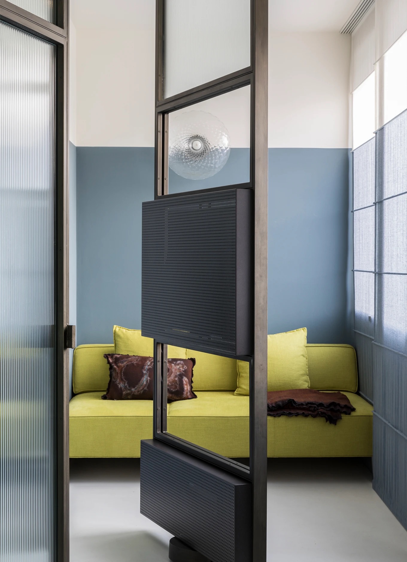 Japanese and Italian Interior Design Fusion in a Milan Apartment - Mid Century Home