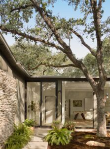 1960 home Austin - backyard