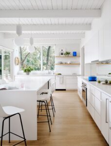 1960 home Austin - kitchen