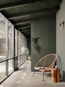 1960 home Austin - porch