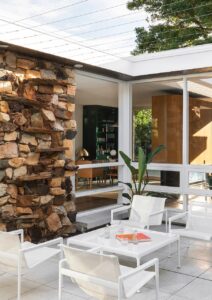 A midcentury house renovation - patio