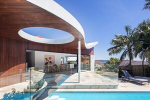 Midcentury glamour house in Australia - outside
