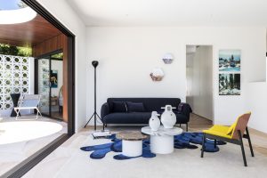 Midcentury glamour house in Australia - living room