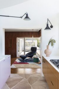 Midcentury glamour house in Australia - kitchen