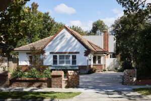 A modern Art Deco home extension - front facade