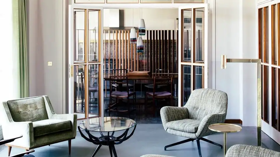 Midcentury Italian apartment in Florence - living room