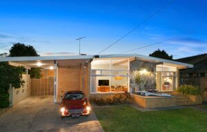 1962 Midcentury modern home restoration - facade