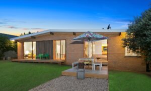 1962 Midcentury modern home restoration - backyard
