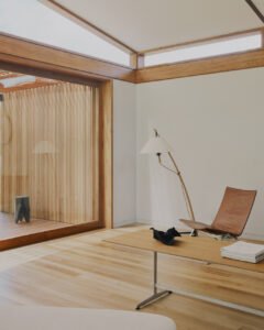 A Coastal Escape with Mid-Century Flair - living room