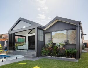 Contemporary and midcentury Home - rear garden