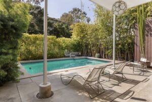 Midcentury house for sale - pool