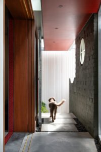 Home renovation Sydney contrasting materials - corridor