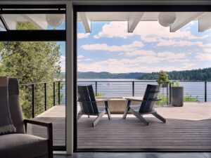 Eichler inspired lake home - bedroom terrace