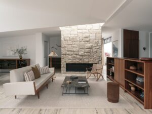 midcentury inspired house in Australia - living room