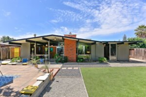 Eichler A Quincy Jones - exterior