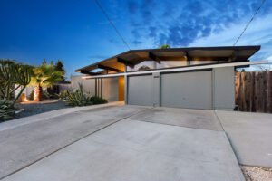 Eichler A Quincy Jones - exterior