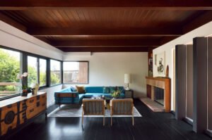 Berkeley Home's Mid-Century Evolution - living upper floor