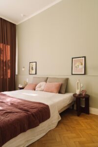 midcentury inspired renovated apartment in Krakow - bedroom