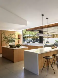 A midcentury 1950s ranch reborn - kitchen