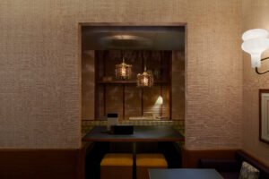 modern restaurant in Milan between 1970s and Japanese influences