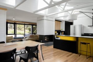 midcentury inspired home - kitchen