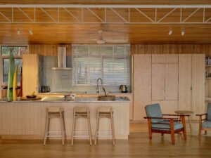 australian midcentury house - kitchen