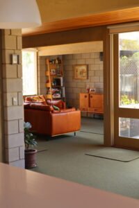 patricia callan australian midcentury house - living room