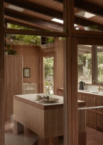 australian midcentury house - bathroom