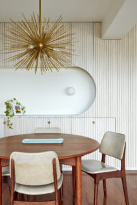 australian midcentury house - dining area