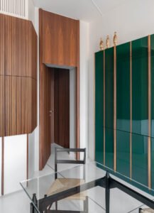 Italian midcentury apartment renovated for contemporary living - dining area